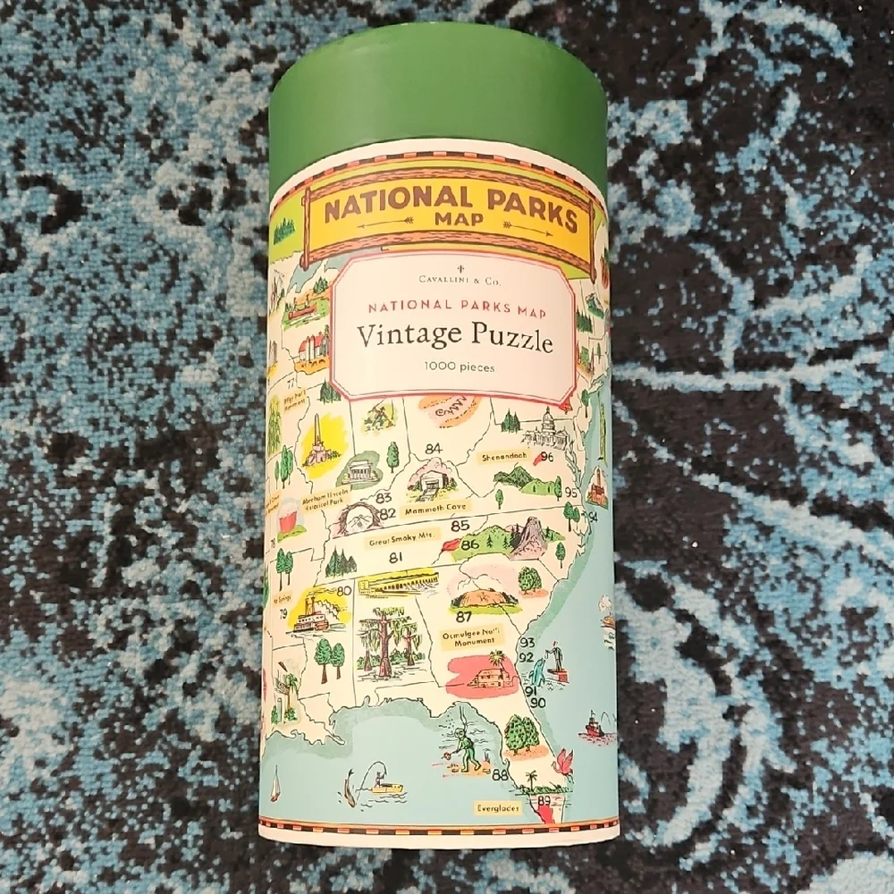 Cavallini & Co. National Parks Map Vintage Puzzle - Green - Picture 1 of 3
